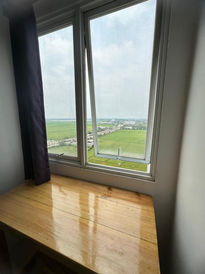 Apartment Grand Sentraland Karawang Manage By Laguna Room Extérieur photo